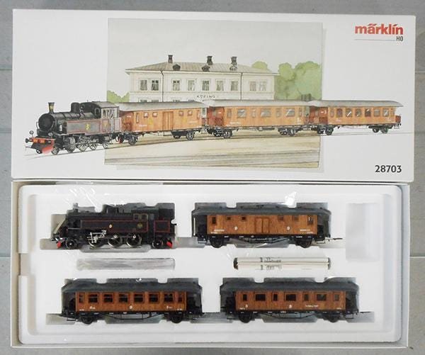 Märklin 28703 Svensk lokomotiv og personvognssæt SJ