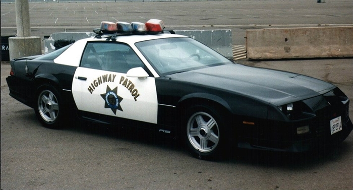 DMC Decals 43-014 Volvo S70, Chevrolet Camaro etc. HIGHWAY PATROL - California /USA, 1999