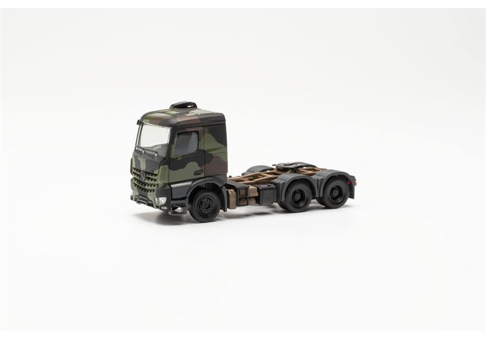 Herpa 747028 Mercedes-Benz Arocs 6x4 Trækker "Bundeswehr", flecktarn, H0