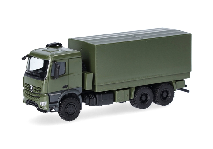 Herpa 747165 Mercedes-Benz Arocs 6x6 Pritsche/Plane, udekoreret, H0