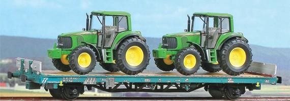 A.C.M.E 40178 Fladvogn med 2 stk John Deere traktorer